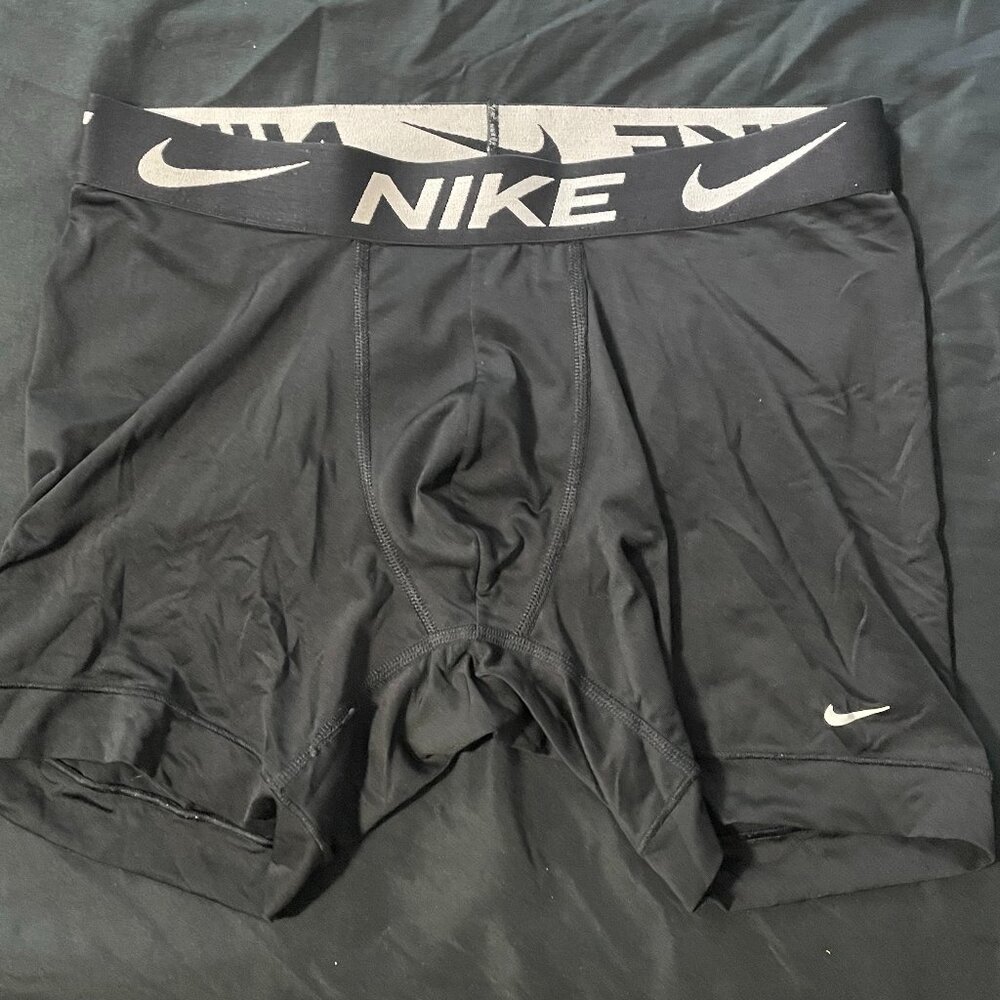 Nike Men's Dri-Fit Boxer Brief Black - Size Medium